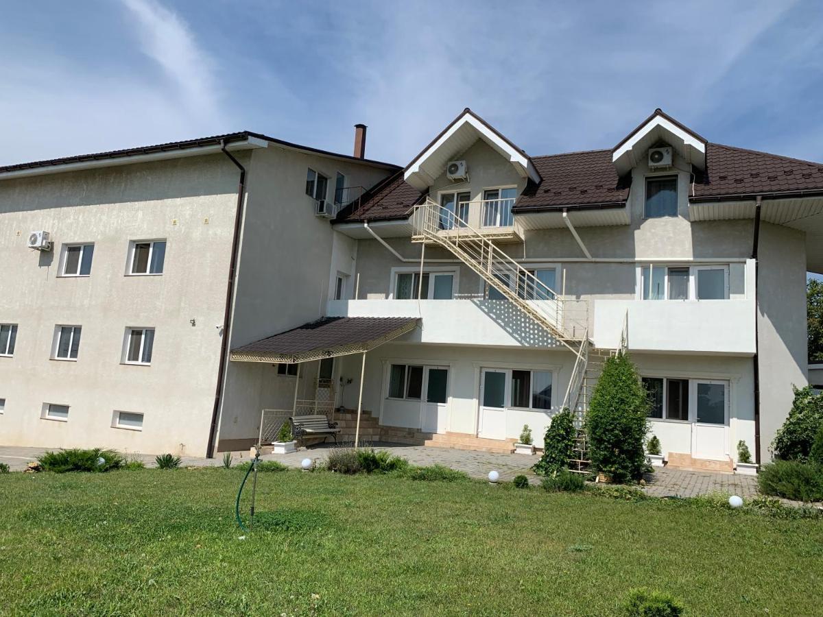 Appartments Near 7 Km 5001155 Prilimanskoye Exterior foto