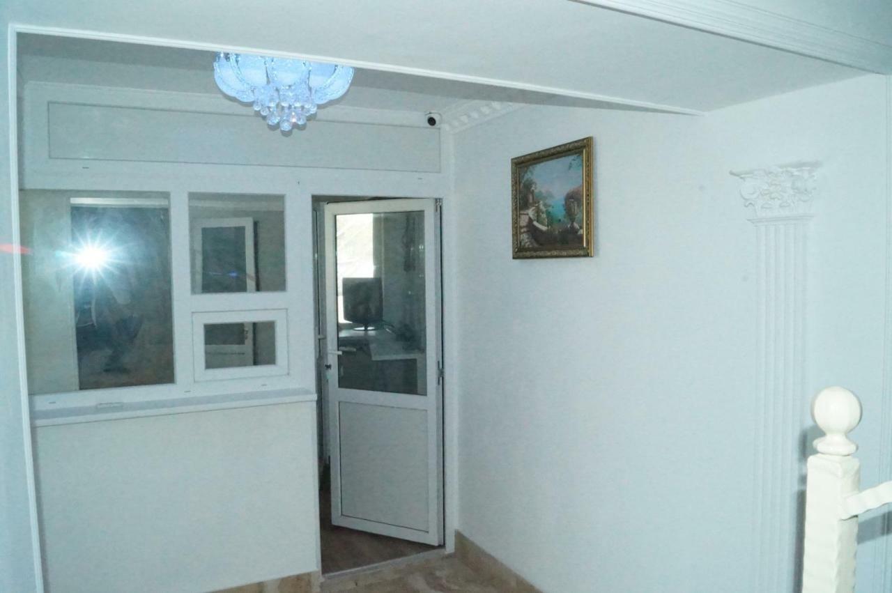 Appartments Near 7 Km 5001155 Prilimanskoye Exterior foto